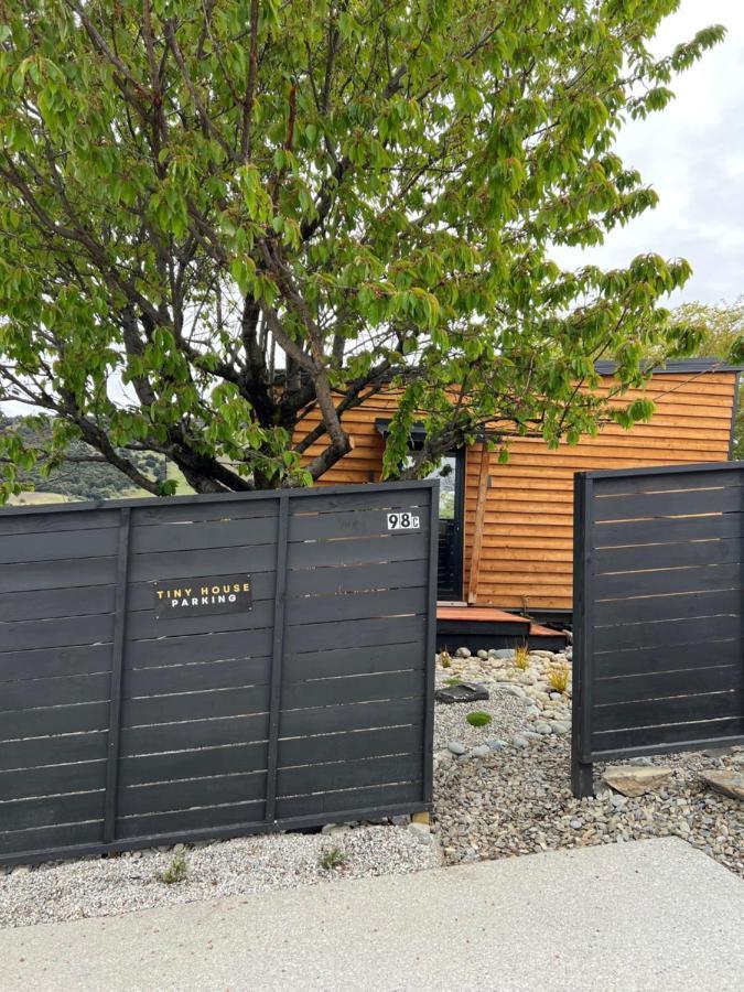 Tiny House With Mountain Views, Indoor And Outdoor Fire, Private Courtyard Garden Διαμέρισμα Γουανάκα Εξωτερικό φωτογραφία